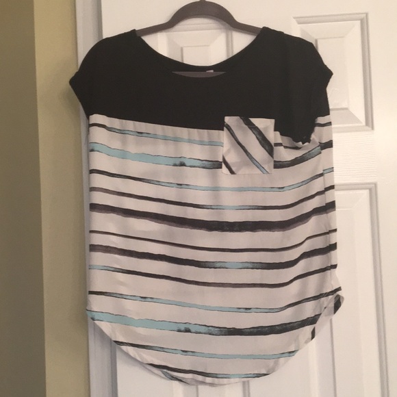 Top - Picture 1 of 1